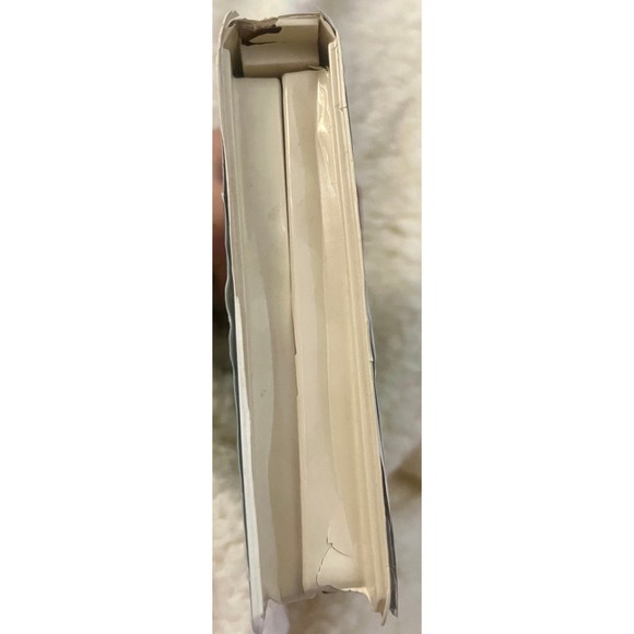 Disney’s The Rescuers VHS 1992 Black Diamond Classic - Picture 5 of 8